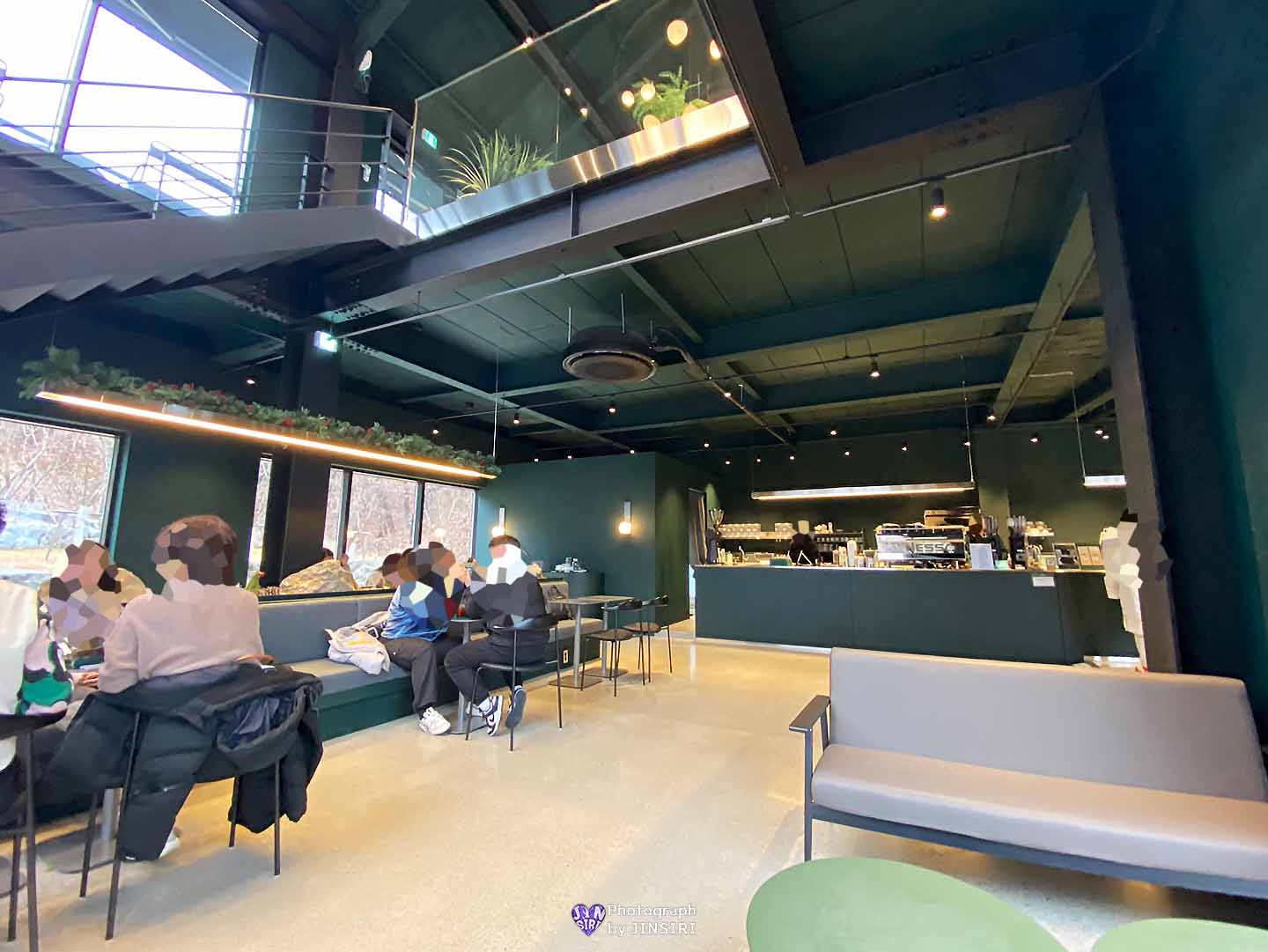 ๊นํฌ ์์ด ์ฅ๊ธฐ๋ ์์ธ๊ทผ๊ต ๋๋ผ์ด๋ธ ๋ฒ ์ด์ปค๋ฆฌ ๋ํ์นดํ ์ปค์คํ
์ปคํผ ๋ํ์ฐ์ค