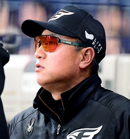 한화이글스 최원호 감독 프로필 나이 고향 학력 경력