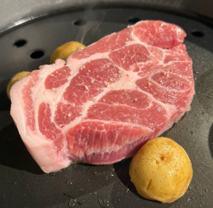 오늘N 퇴근후N 스테이크목살 오겹살 고추장육회 애호박찌개 용산 용리단길 남도돼지촌