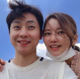 안현수와-아내-우나리-다정한-모습