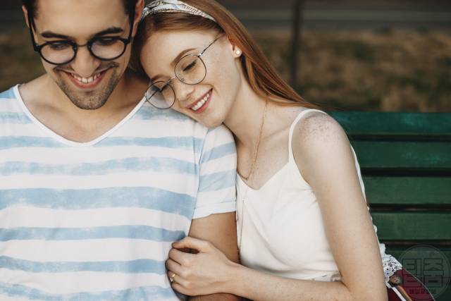 남자가 좋아하는 여자에게 하는 행동 말 증거