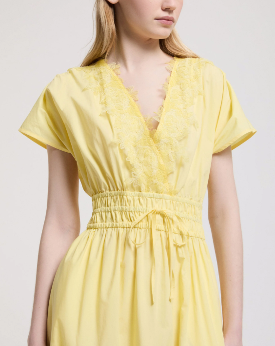 태양을 삼킨 여자 64회 장신영 에르마노 피렌체 원피스