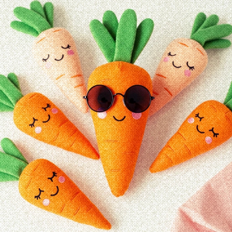 웃고있는-당근인형들