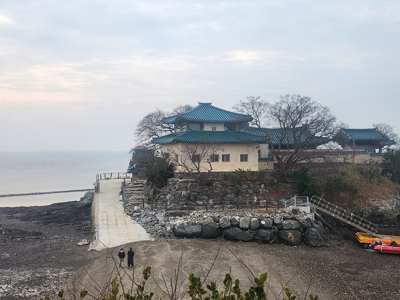 간월암