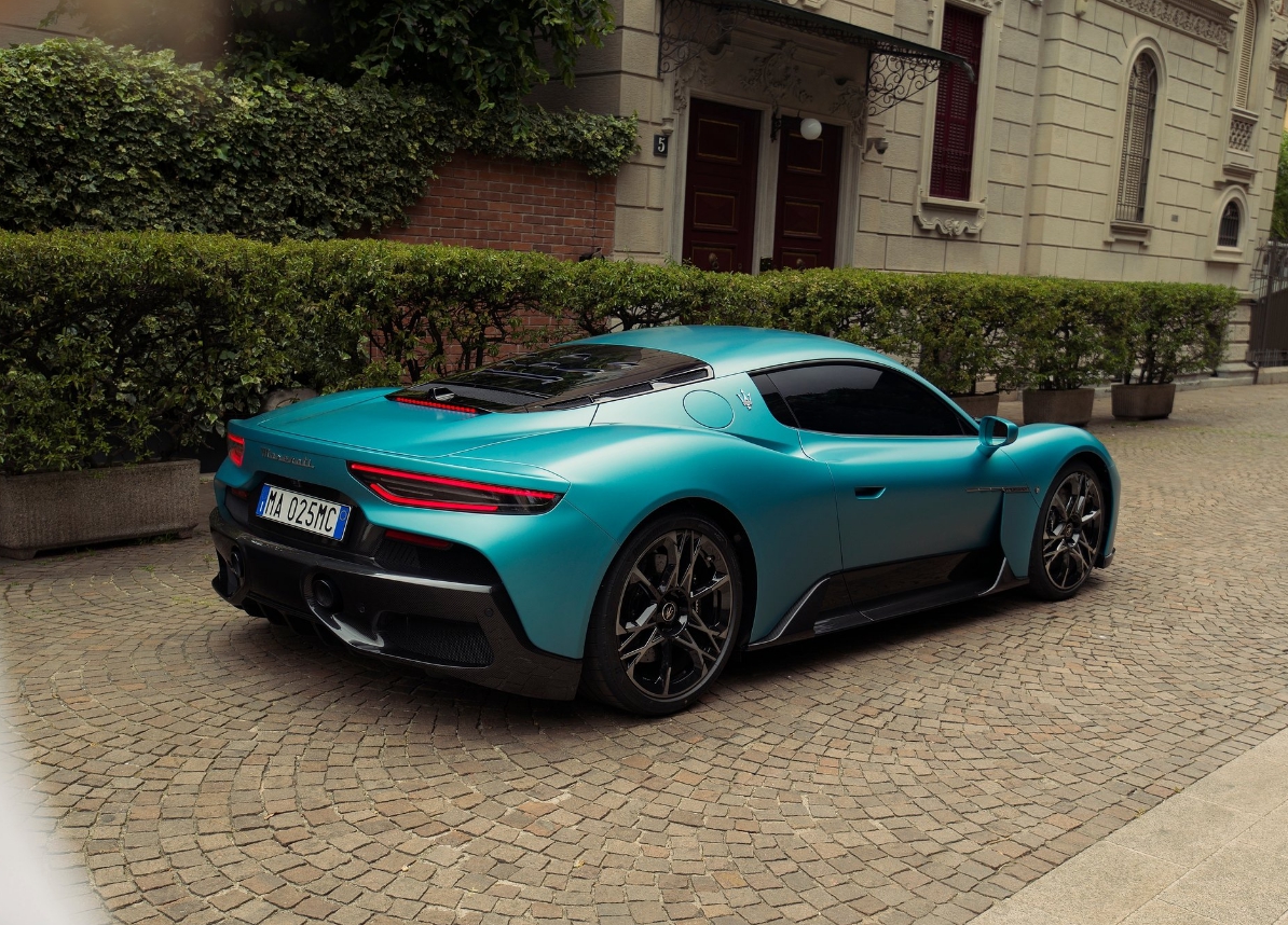 마세라티 MC푸라