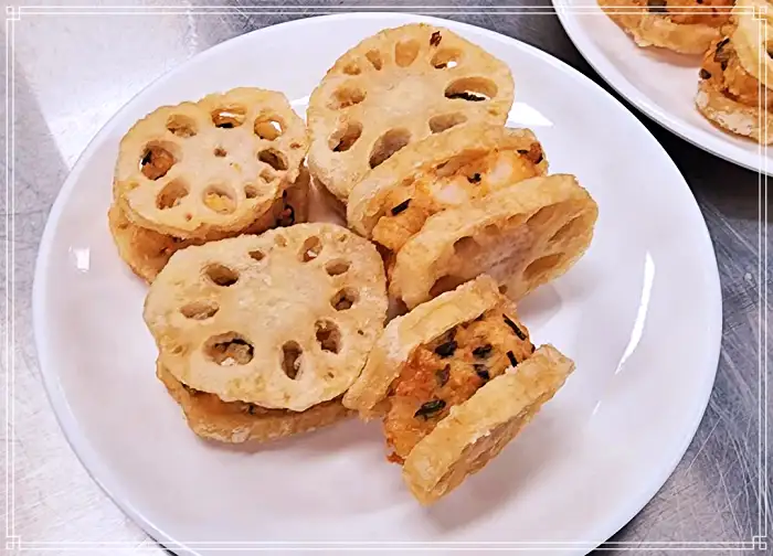 고두심이 좋아서 부여 백마강 표고버섯 묵삼합 맛집