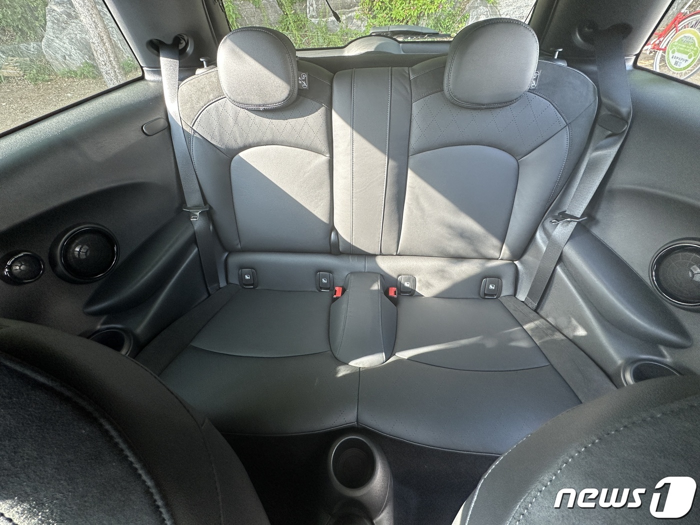 '미니한 미니'&hellip;감성으로 승부하는 '일렉트릭'