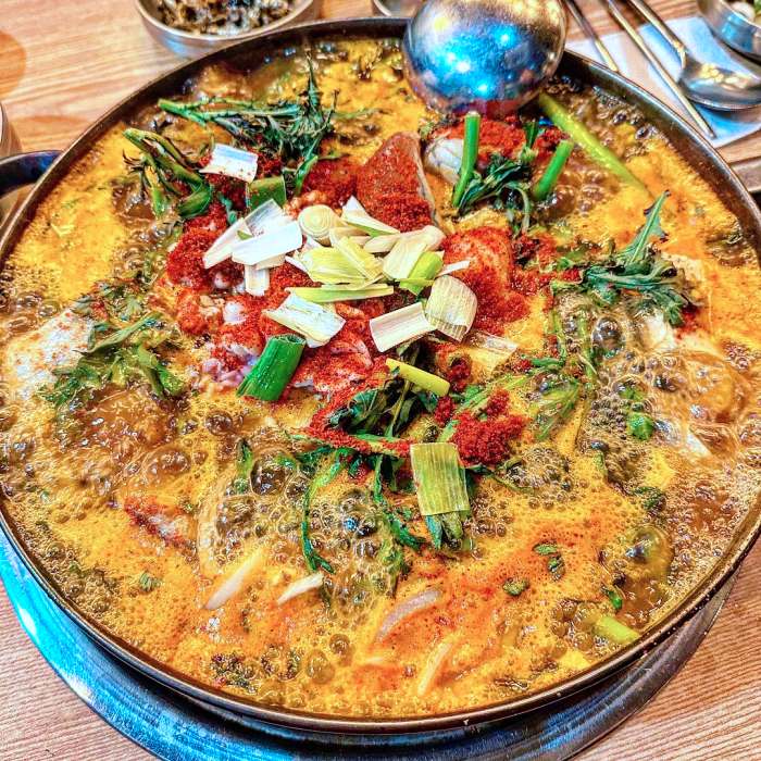 토요일은밥이좋아 토밥좋아 천안 감칠맛 생태찌개 맛집