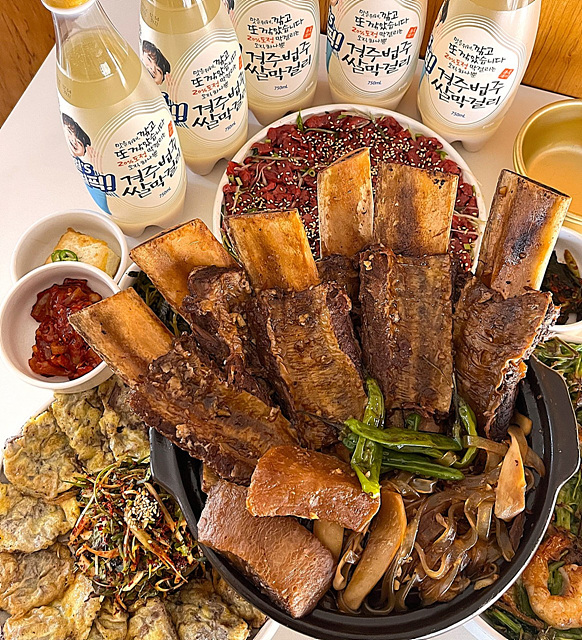 경주 맛집 황리단길 현지인 추천 경주여행 화린훠궈 황리단길점 여미온 경주황소곱창 황리단길본점 교동집밥 경주황리단길점 큰기와 황리단길 본점 소향몽 황리단길본점 소나무 황리단길본점 외가 황리단길본점 동양백반 경주황리단길 본점 개정 황리단길점