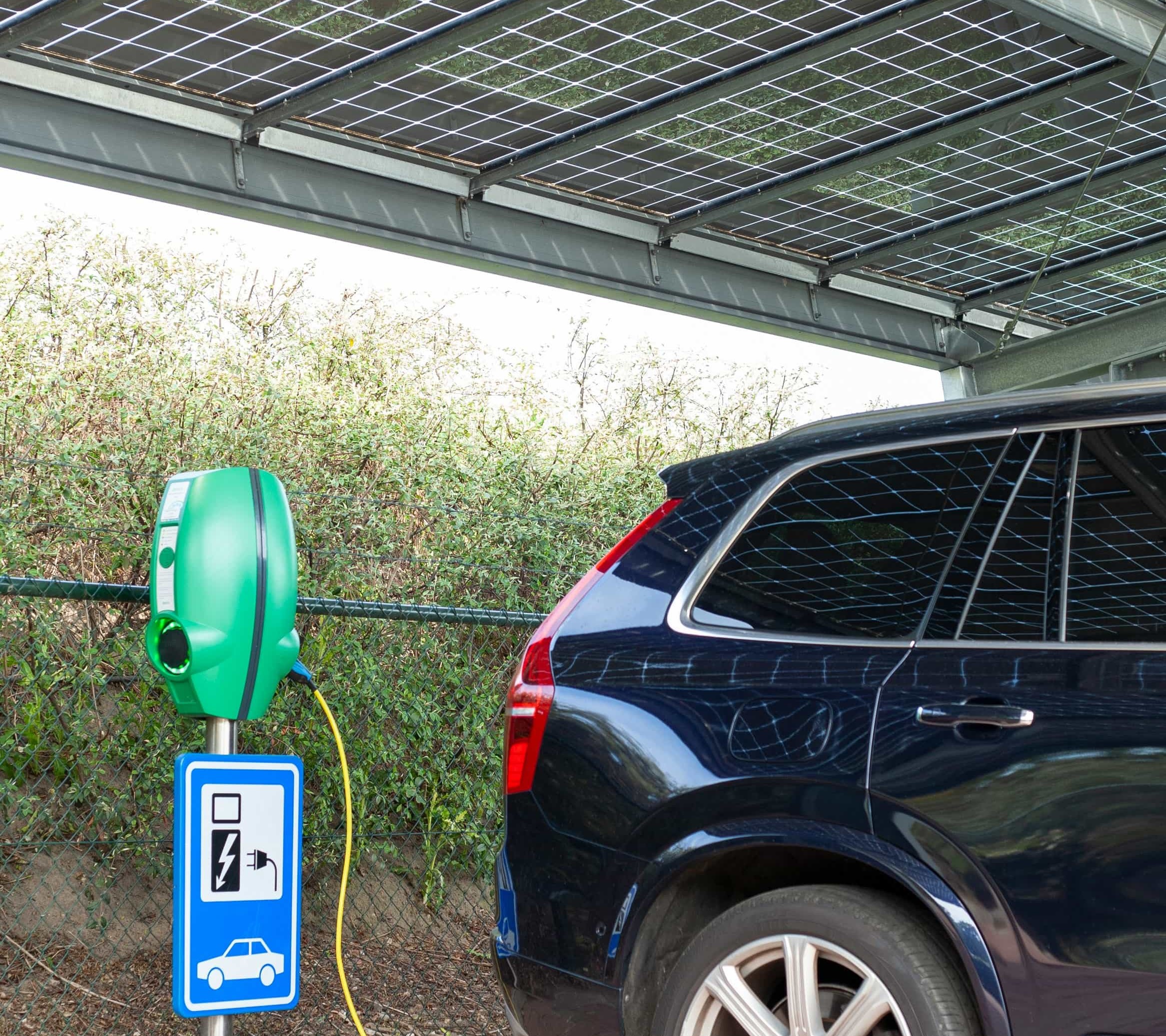 Tesla Powerwall의 에너지 독립성, 태양 에너지의 사용, 스마트 에너지 관리