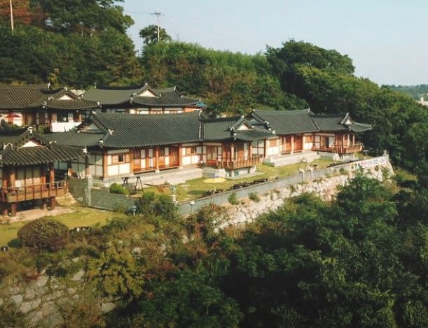 숲쟁이 펜션