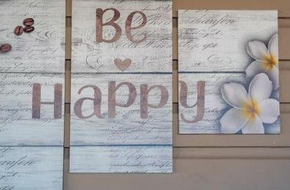 자존감과 자기애를 상징하는 밝은 이미지