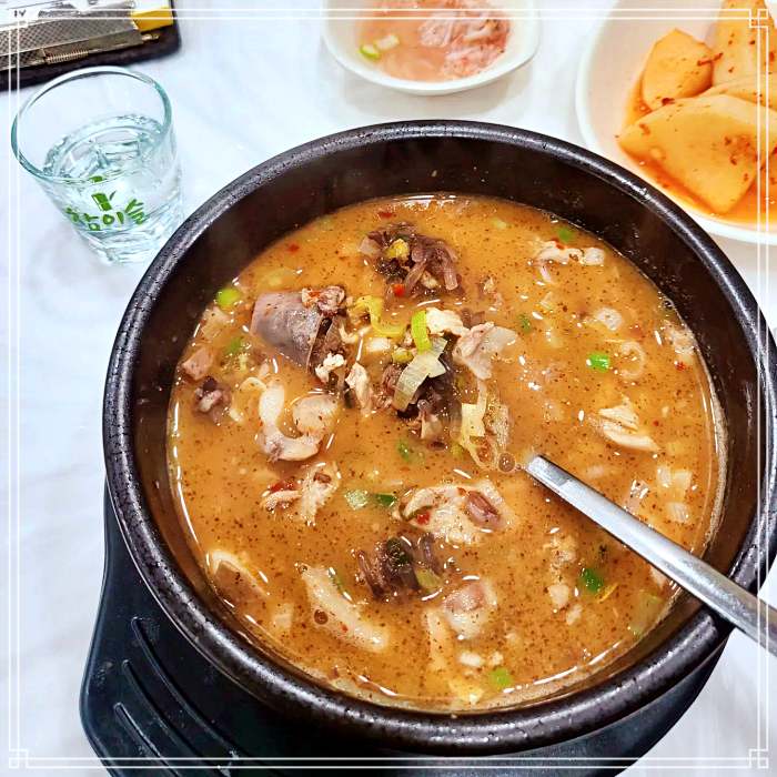 여행 가볼만한 곳, 단양 구경시장 맛집 마늘 순대