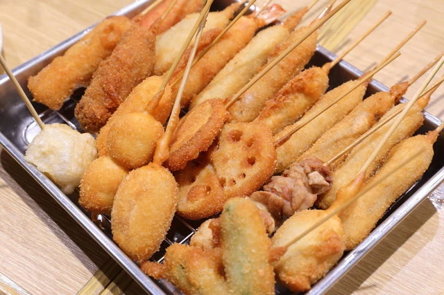 쿠시카츠 (꼬치 튀김)
