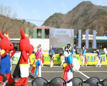 고로쇠 물 진안고원 운장산 고로쇠 축제_10