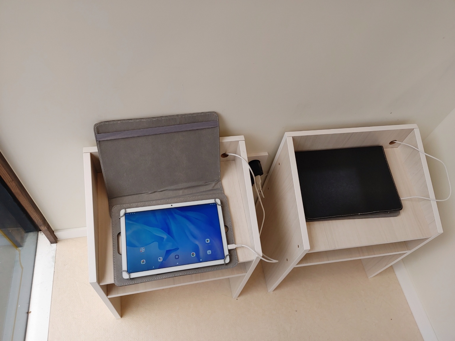 명륜진사갈비 어린이놀이방 테블릿