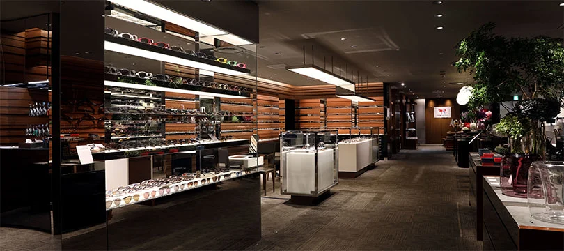 8층: 라이프스타일(시계, 안경 등)