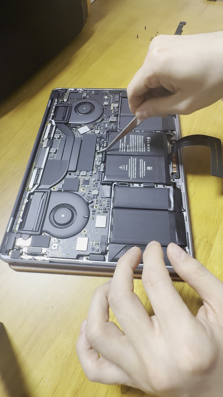macbookpro 2020 13-inch intel battery repair