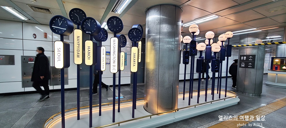 서울2호선 을지로3가역 &times; 신한카드 공간디자인 프로젝트