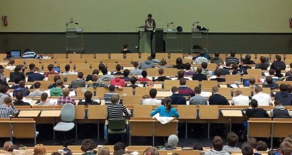 해외취업지원사업 , 설명회를 상징하는 장면