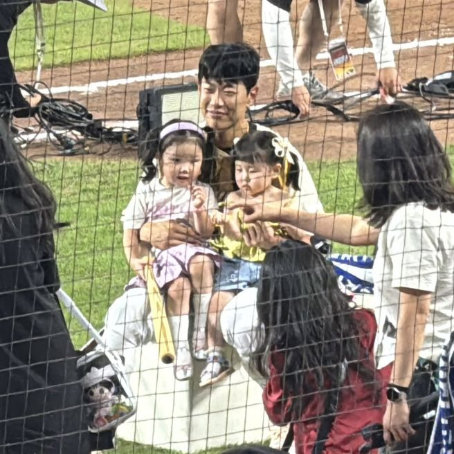 송성문 야구선수 연봉 나이 프로필 학력 고향: 샌디에이고 파드리스 MLB 성공 비결, 20-20 기록 완벽 분석