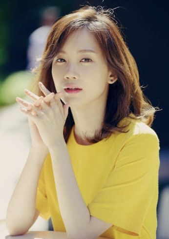 배우 신현빈4