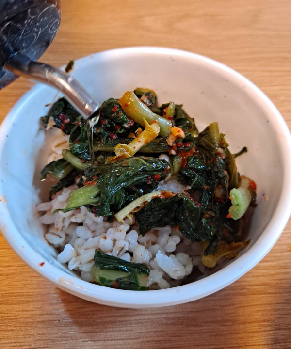 보리밥에 참기름