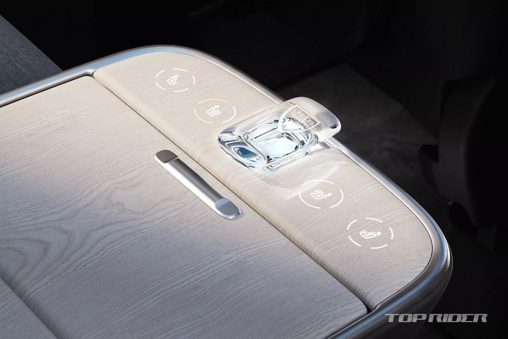 볼보 EX90 엑설런스 공개