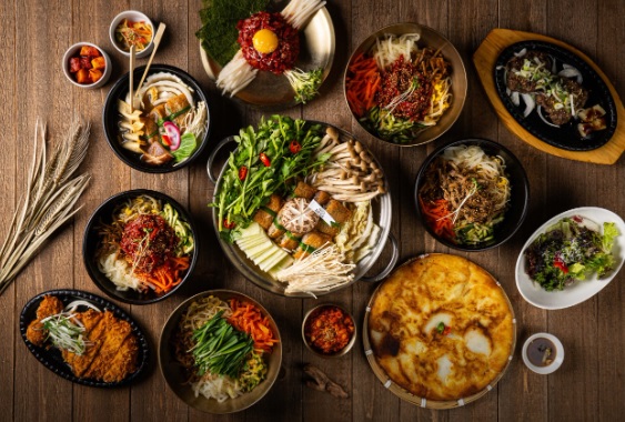 생생정보 믿고 떠나는 스타의 고장 가수 박남정 경남 한안 한식 맛집 탐밀