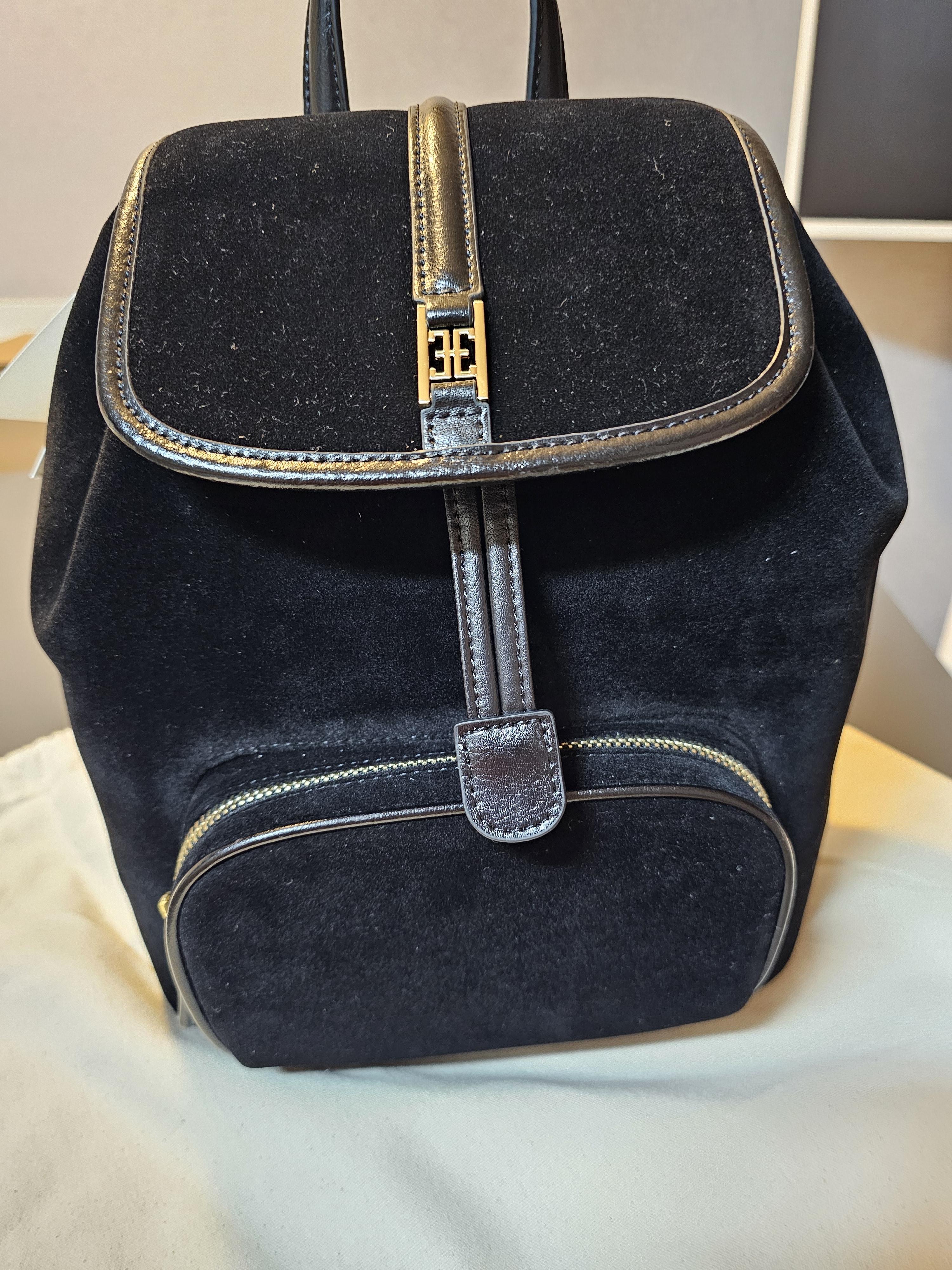 폴뉴아 클래식 로고 포쉬 백팩 전면