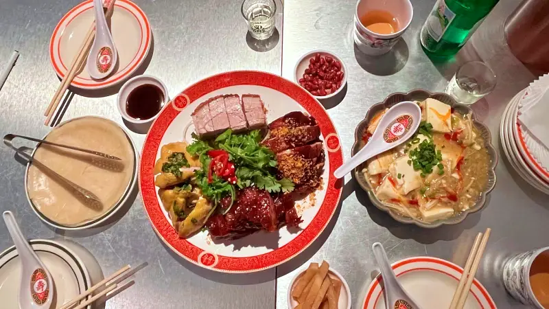 줄서는식당 영탁 추천 홍콩식 바베큐 플래터, 도가니 커리국수, 마파두부 볶음밥 맛있는 곳 신용산역 용리단길 맛집 소개