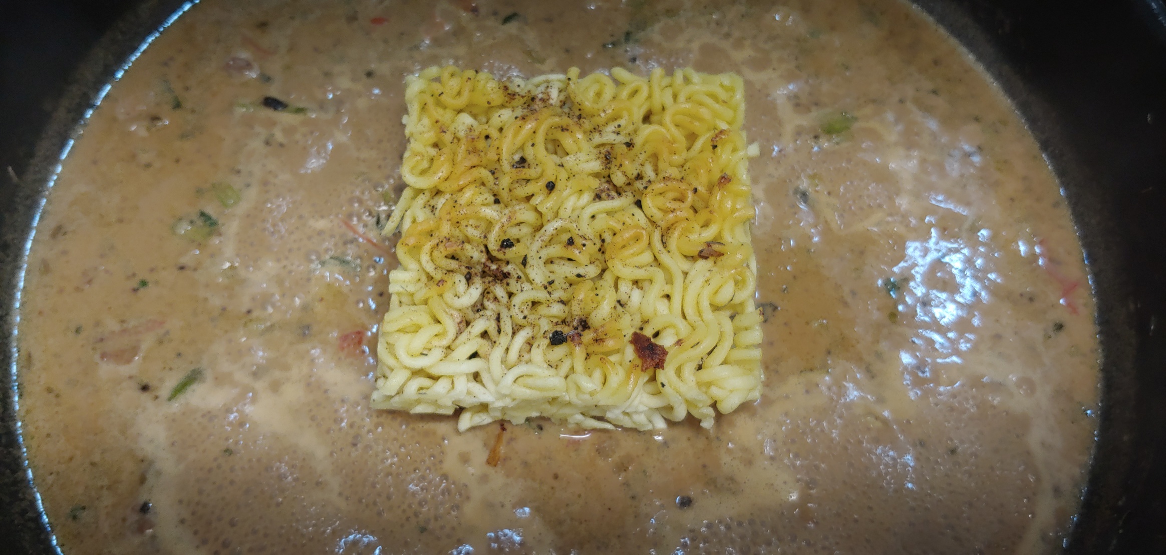 이쯤되니 이거 진짜 맛있는거 아닌가 싶었습니다.