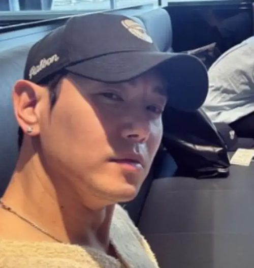 가수-환희-사진