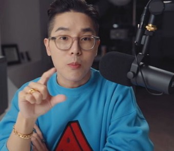 용호수 프로필