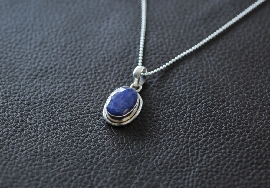 탄자나이트 (Tanzanite) 이야기
