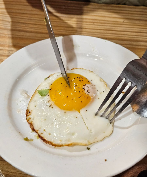 2번창고 계란후라이