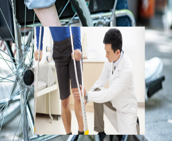 골절 장해 휠체어 사진