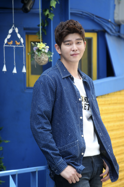 윤균상 키