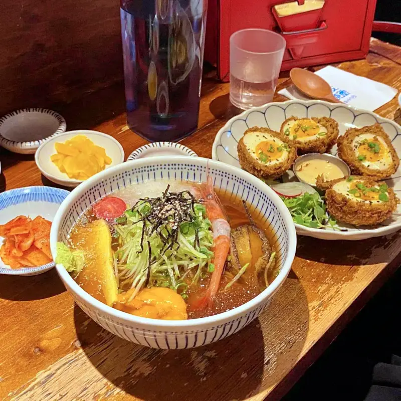 줄서는식당 성수동 성수역 맛집 윤균상 추천 일본식 전복 단새우 냉메밀국수 냉소바 양지온면 명란 성게알 덮밥 맛있는 곳 소개