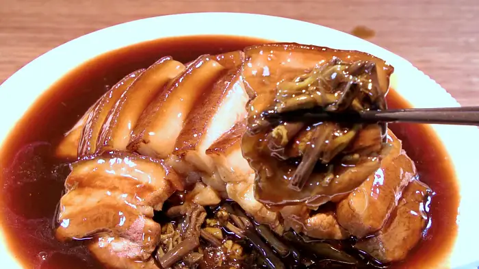 중국식 삼겹살찜 쥐에차이커우러우