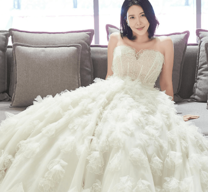 장미인애 4월결혼