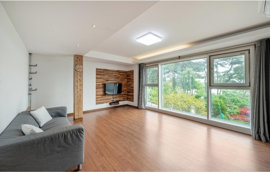 하우스684 플러스 2층