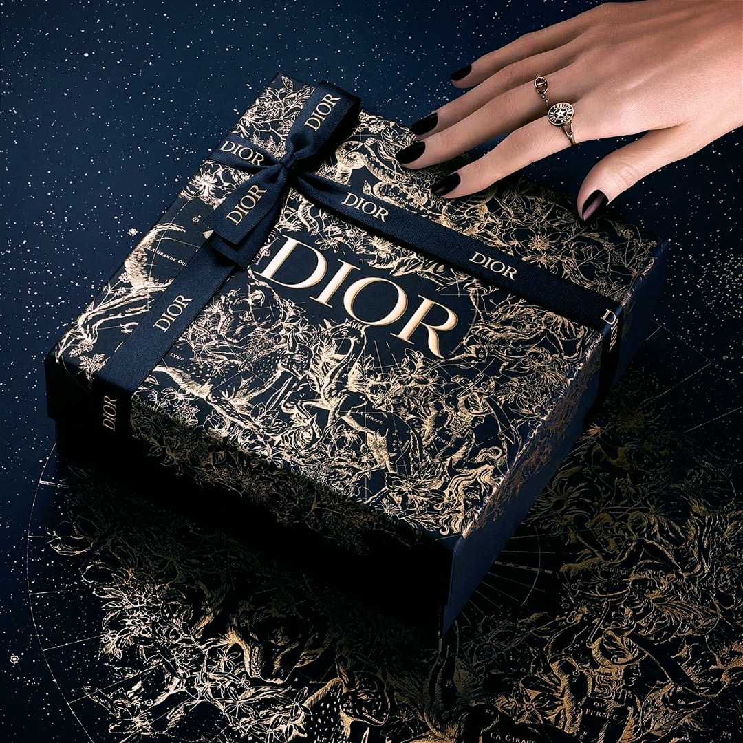 디올홀리데이2022