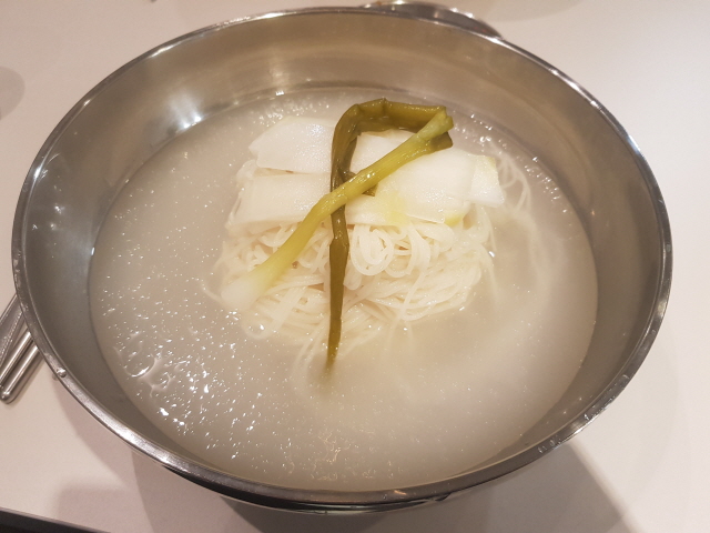 달짜 동치미 국수