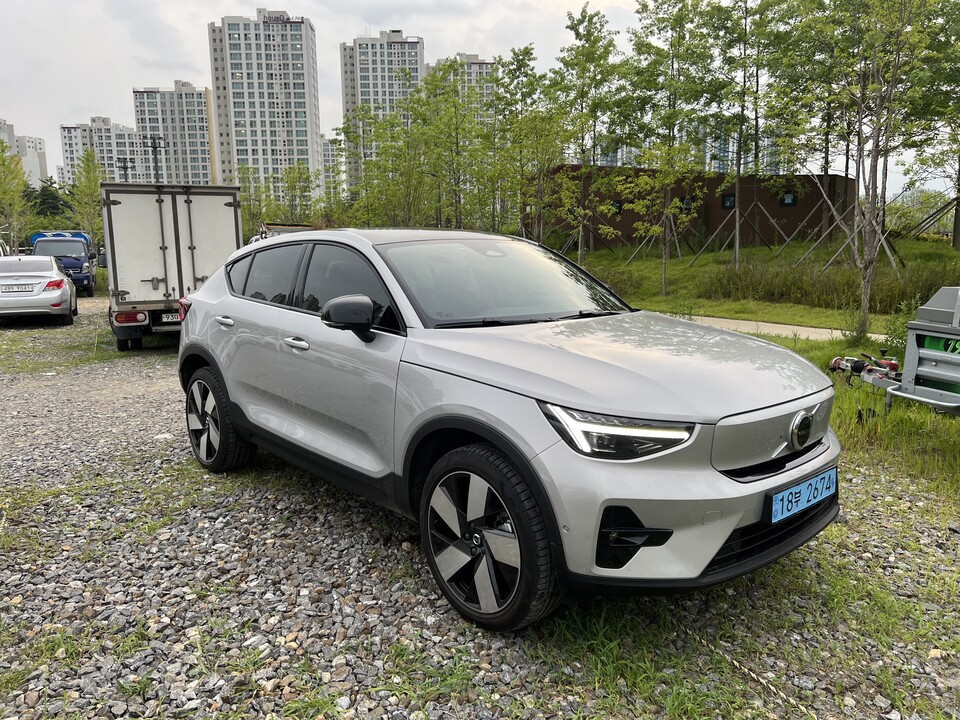 전기차는 힘이 부족하다? C40 리차지한테는 그런 말 통하지 않는다!