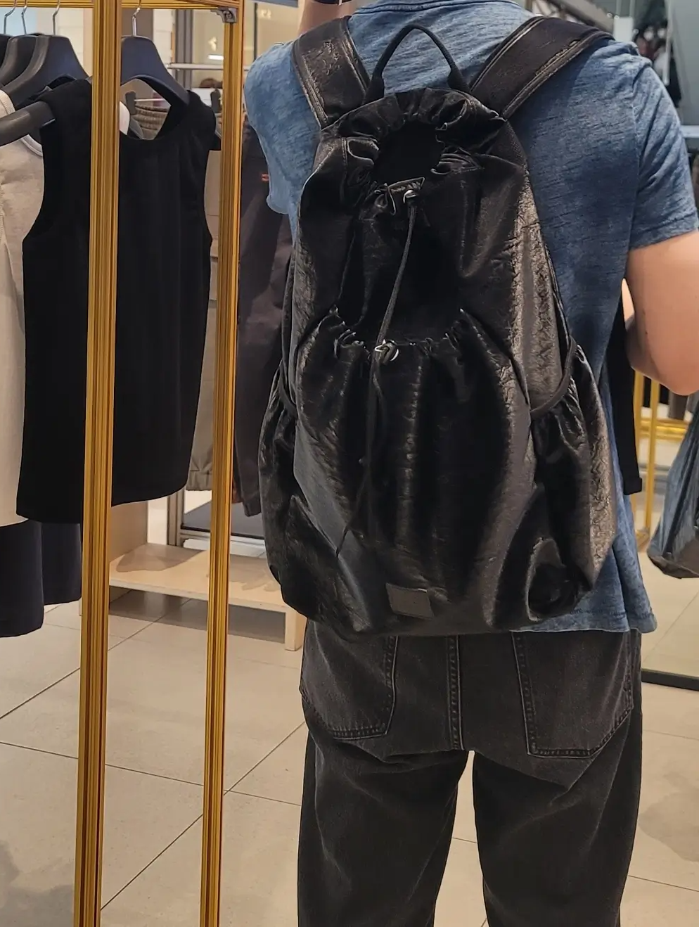 러브포티 글로시 라켓 백팩