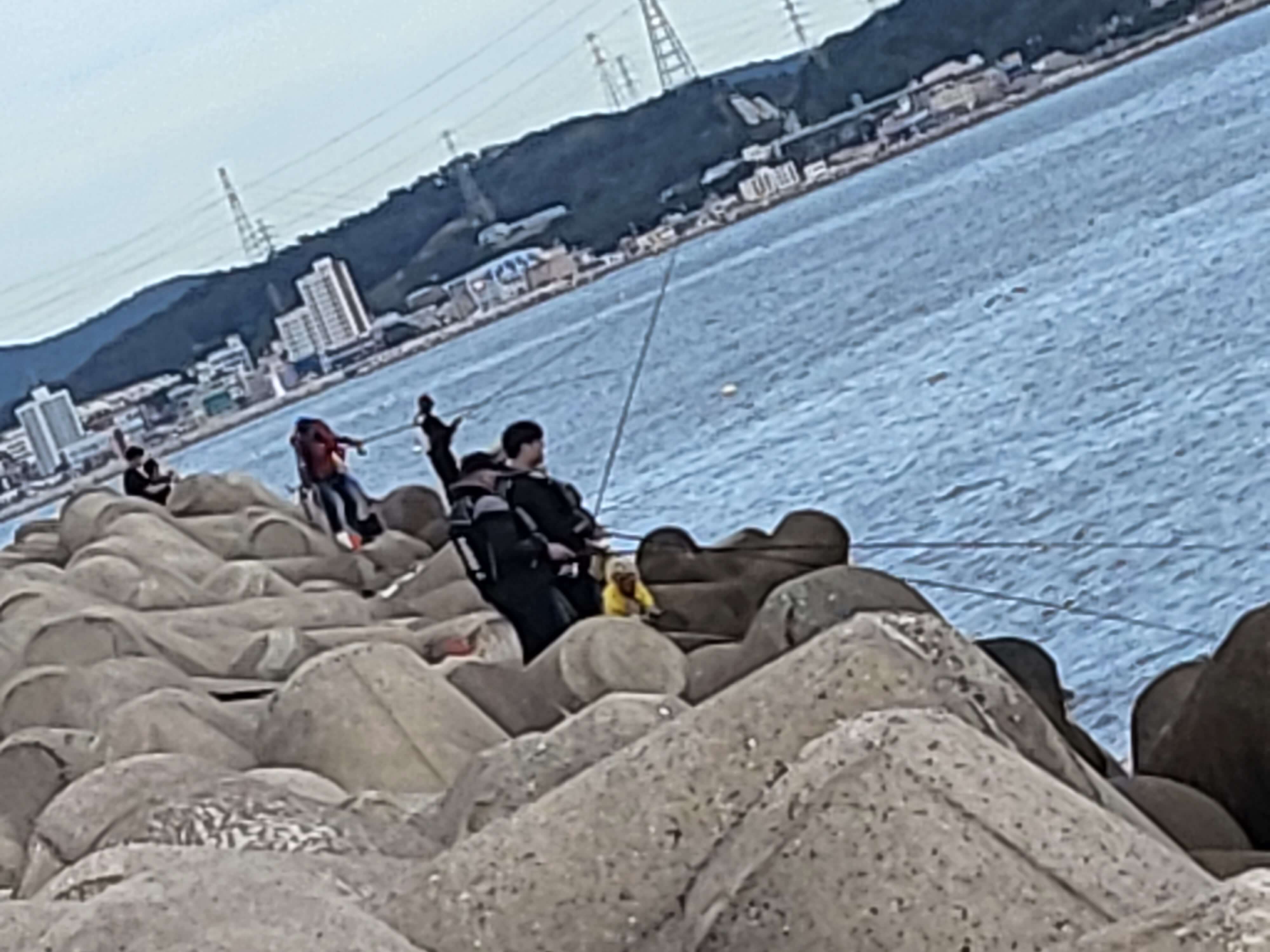 칠암 아나구회, 칠암 방파제, 칠암 야구등대, 칠암 차박하기, 칠암 방파제 낚시 조항