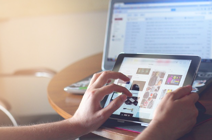 디지털 노마드 라이프: 원격 근무와 여행을 동시에 즐기는 삶의 방식