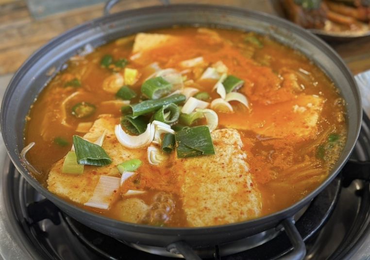 세종 고운동 두부전골 맛집 &#124; 2TV 생생정보 ‘장사의 신’ 나온 보재기손두부(보자기 두부 전골