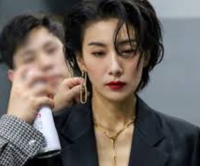 김서형 종이달